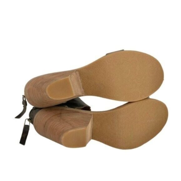 Koolaburra Peonie Kona Heeled Sandal with Caged Ankle - Picture 8 of 8